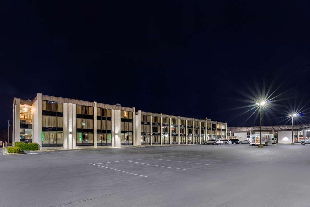 Vettecity Hotel Bowling Green Servis gambar